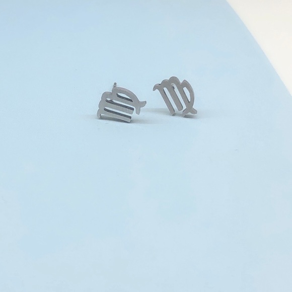 COPY - ♍️ Horoscope Stud Earrings - Picture 2 of 9